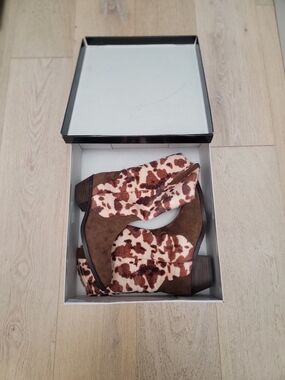 DV by Dolce Vita Brown and Cream Leopard Print Ankle Boots